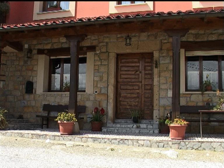 Casa Rural Casa Pipo Colunga Dış mekan fotoğraf